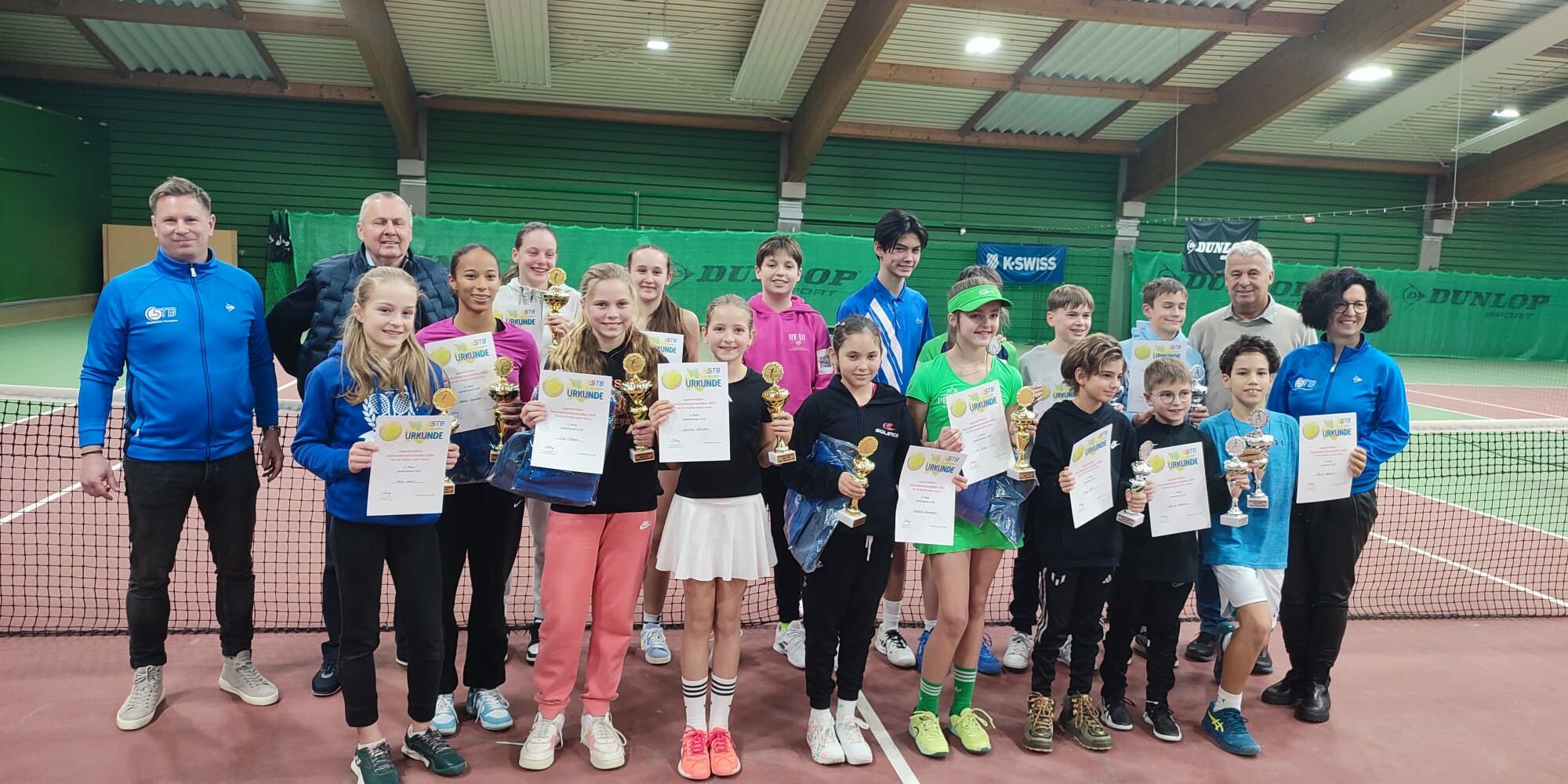 Gruppenfoto Gruppen Foto Hallen Jugend Saarlandmeisterschaft Jugend - Foto Nathalie Schumacher, STB