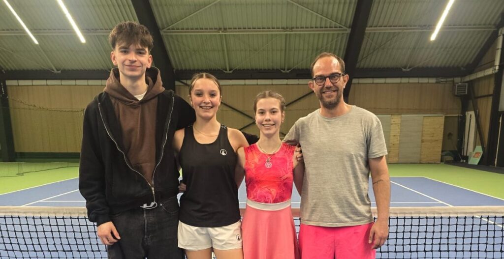 Ziel erreicht: Der Meistertitel der Aktive Mixed Mannschaft des TC Merzig