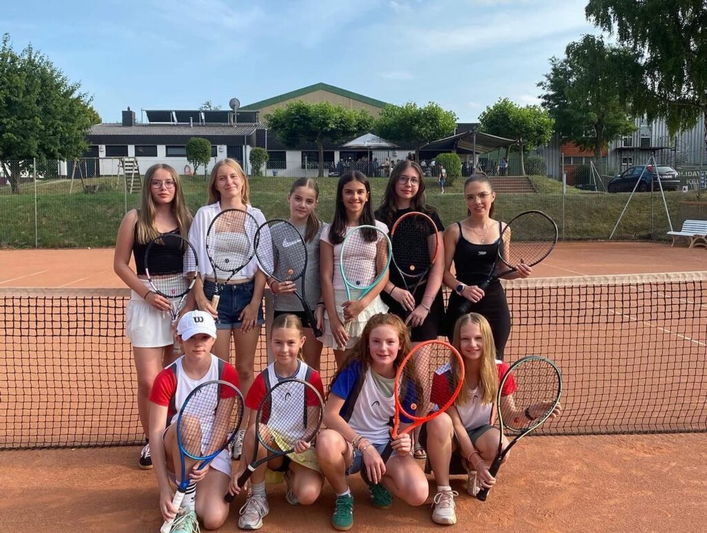 Vize Meister, Meister - eine gelungener Karriereweg im Tennis der U15 Juniorinnen